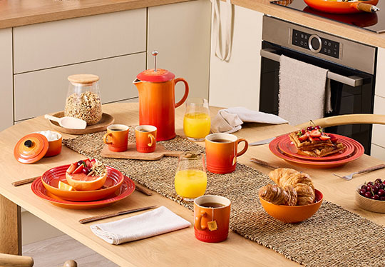 mesa de cafe da manha completa