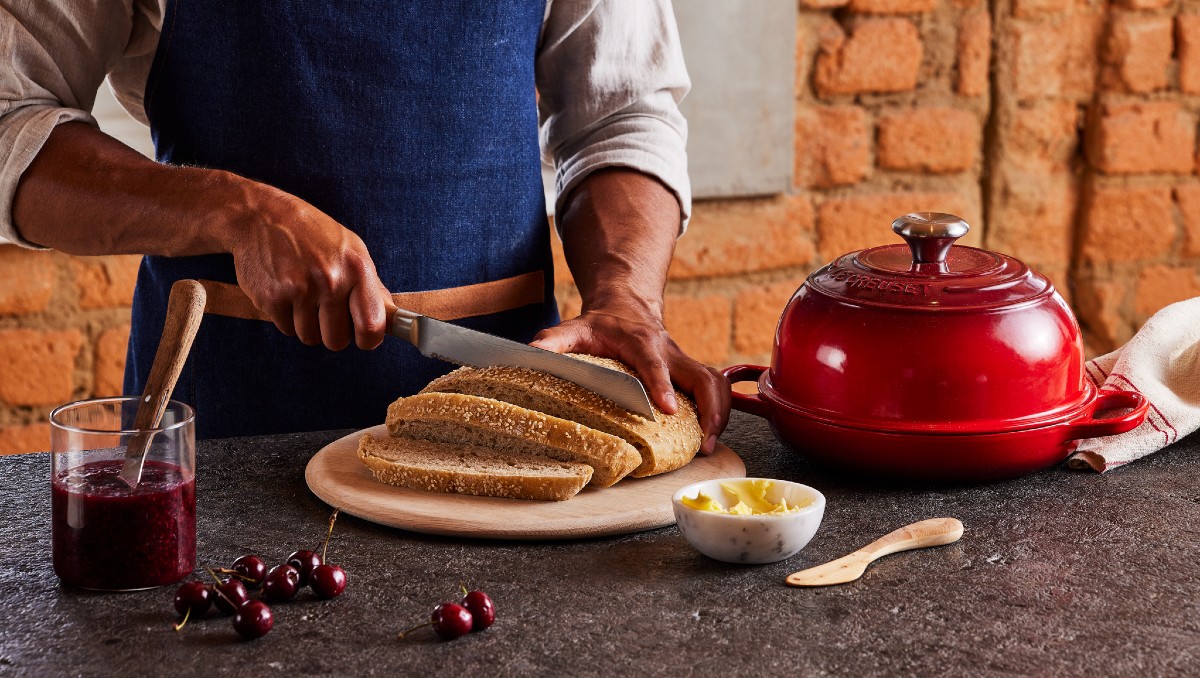 popcorn in a red harry potter themed dutch oven